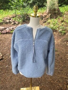 Lululemon Womens‎ Light Blue Wool Whenever Crew Sherpa Fleece